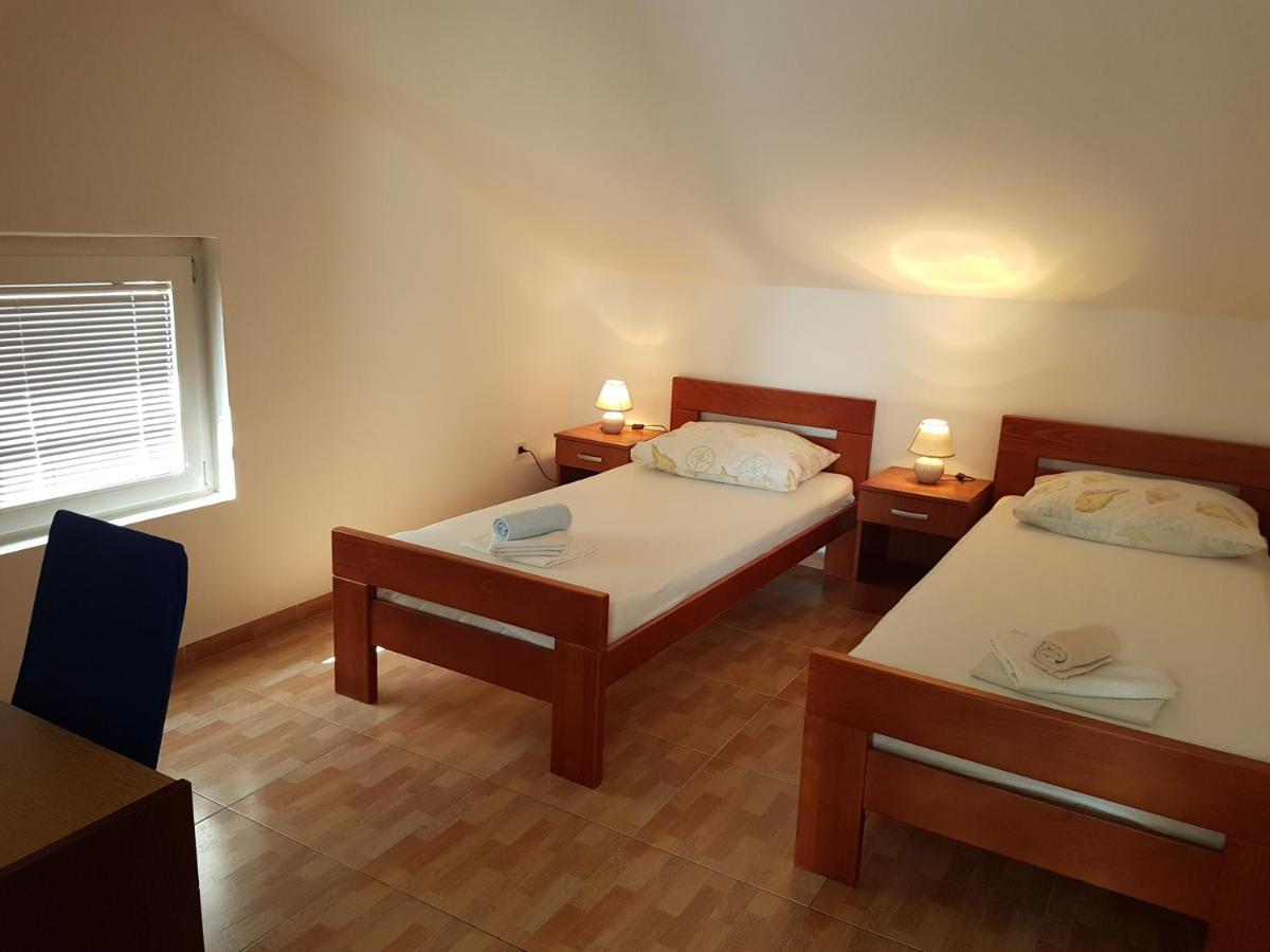 Apartments With A Parking Space Novalja, Pag - 6504 Exterior foto